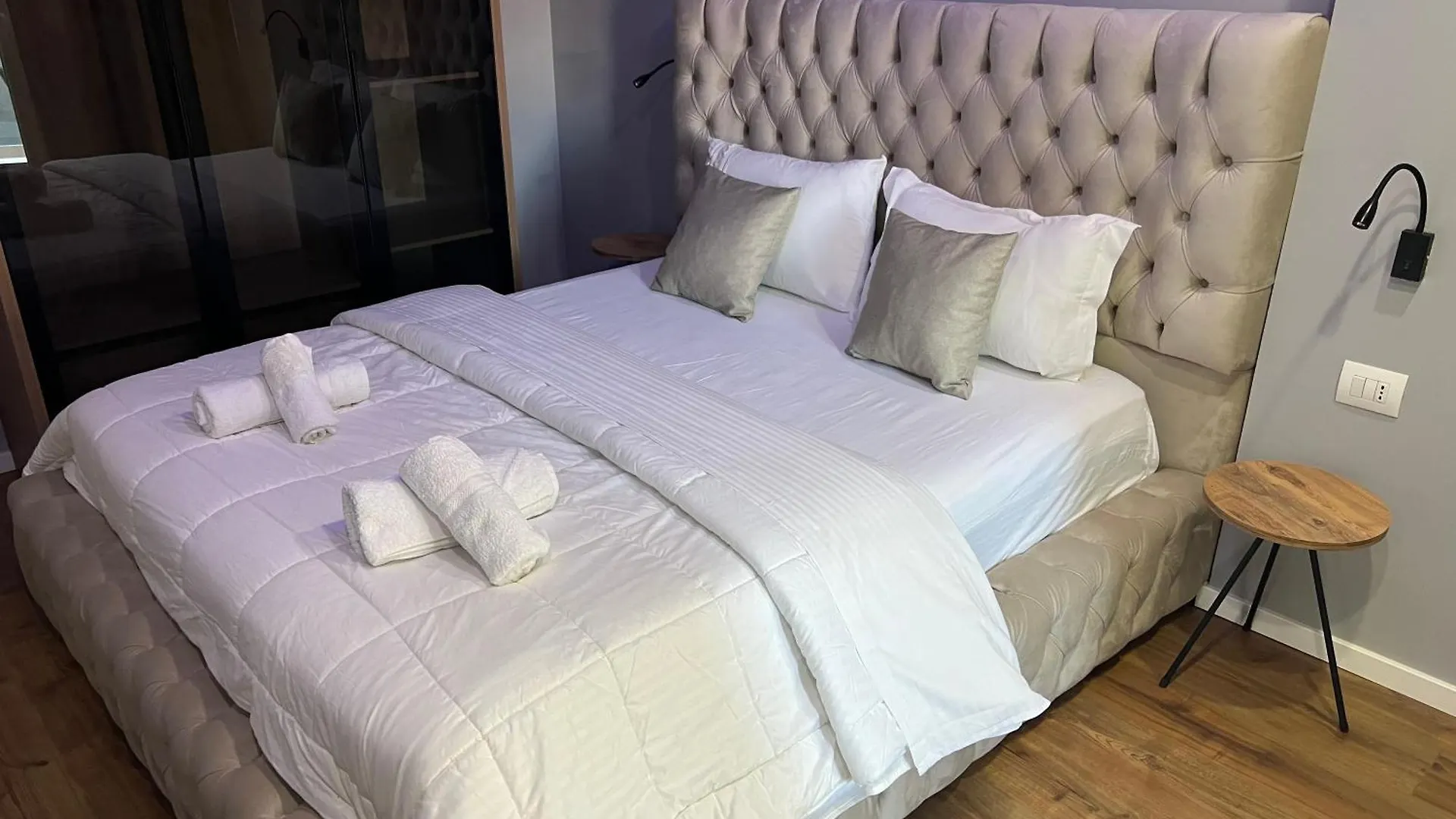Franci\'S Apartment No4 location
